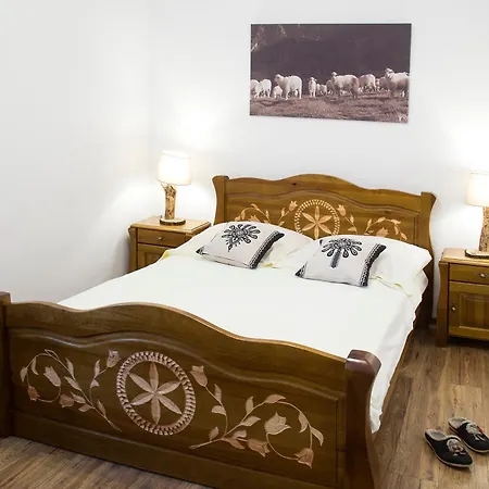 Miedzy Owcami Z Elektrycznymi Rowerami Apartment Sromowce Wyzne