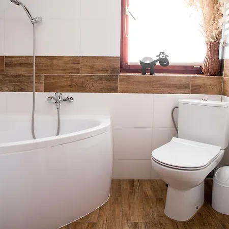 Appartement Miedzy Owcami Breakfast & E-bikes Sromowce Wyzne