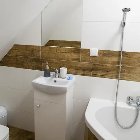 Miedzy Owcami Z Elektrycznymi Rowerami Apartment *