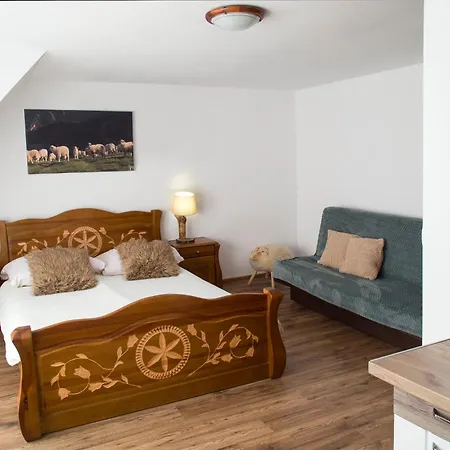 Apartment Miedzy Owcami Z Elektrycznymi Rowerami