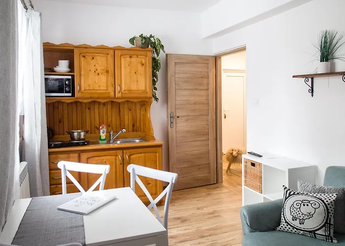 Miedzy Owcami Breakfast & E-bikes Apartament Sromowce Wyzne